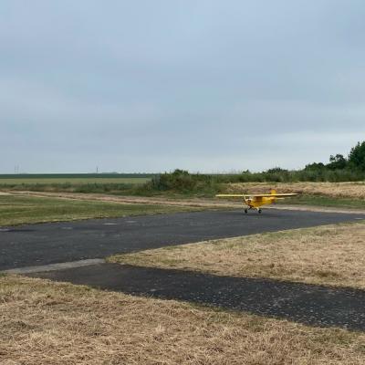 Un Piper électrique de 3,80m