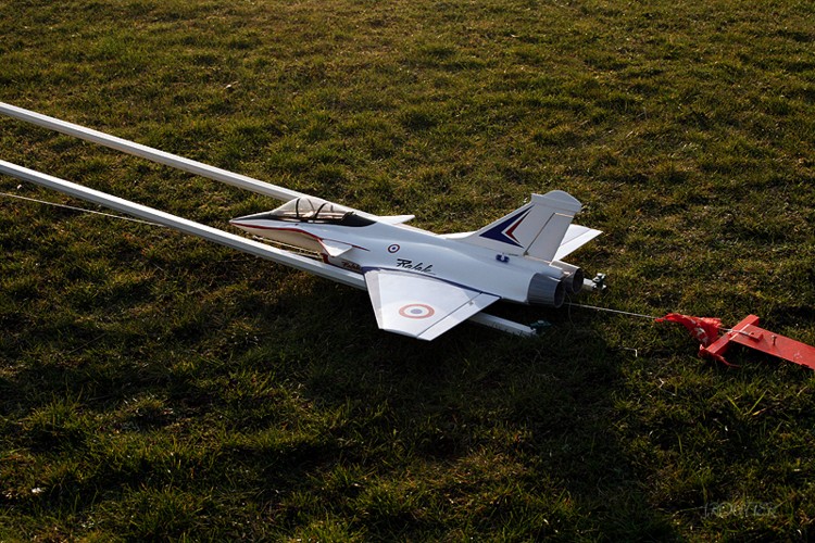 Le Rafale de Jacques sur sa rampe de lancement.